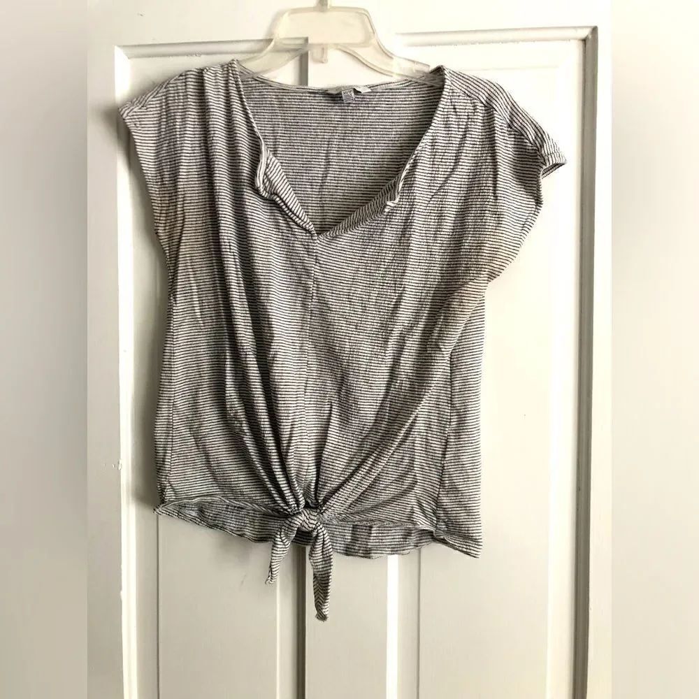 Lucky Brand black & white striped Top knotted in front cap sleeves